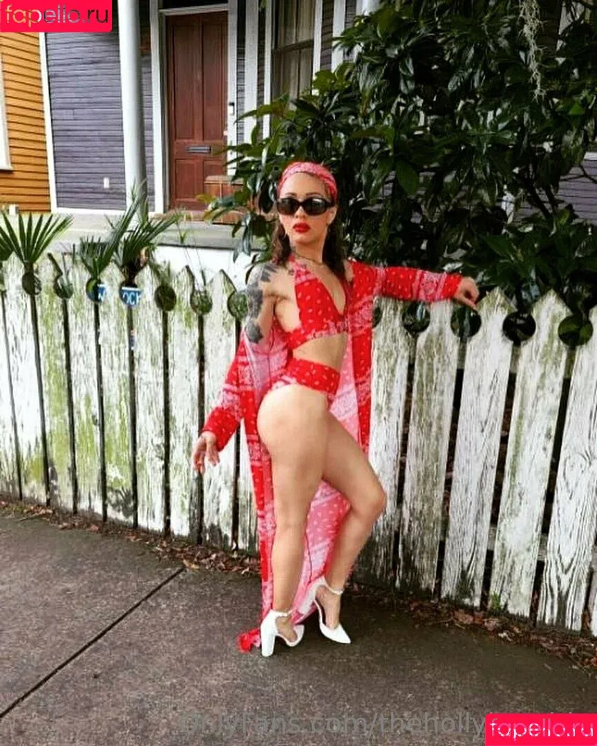 itshollyhendrix / thehollyhendrix Onlyfans Photo Gallery 