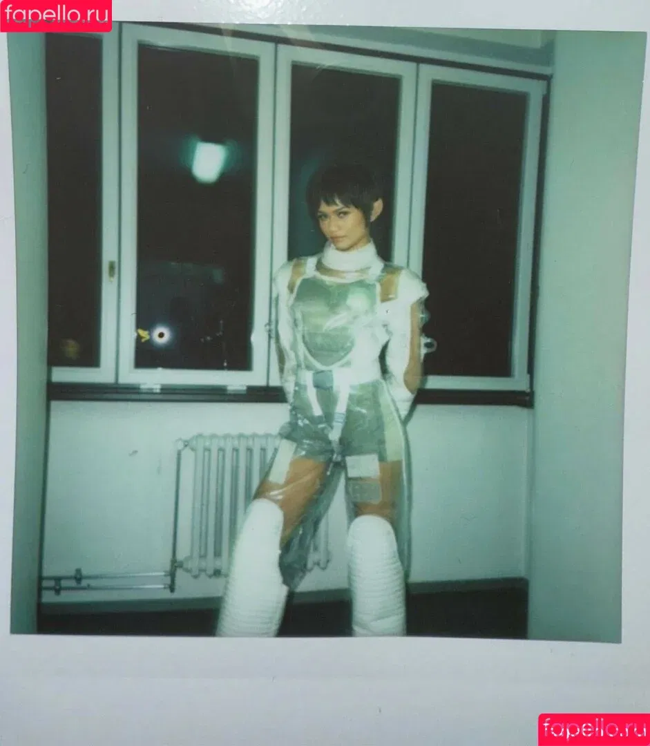 Zendaya / zayarose11 Onlyfans Photo Gallery 