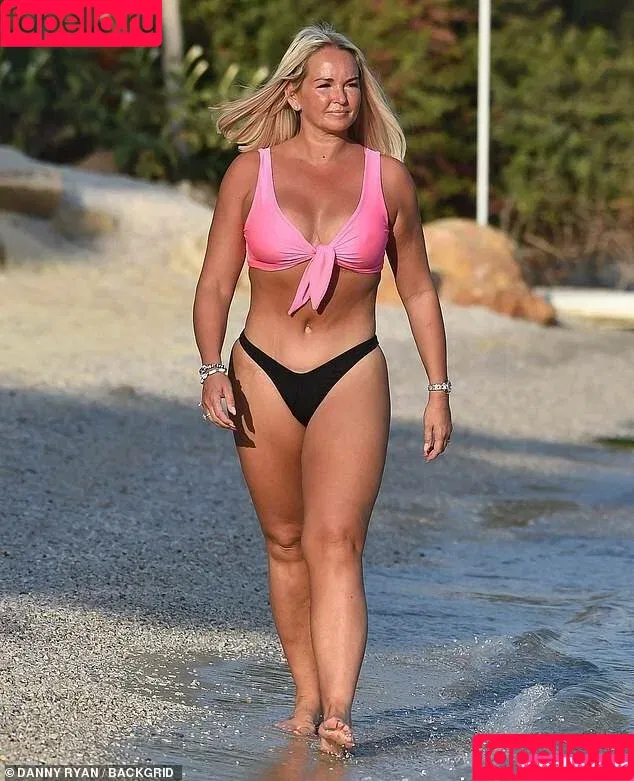Jennifer Ellison / jenniferellisonjellistudios Onlyfans Photo Gallery 