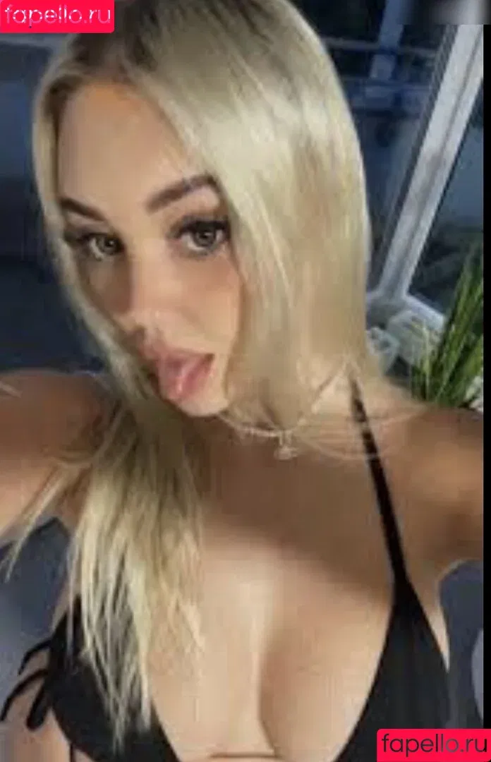 Meli1710 / invite / meli_17_10 / meliii1710 / spambymeli Onlyfans Photo Gallery 