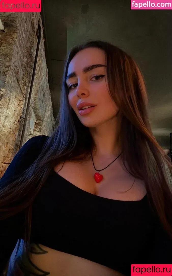 Toma Zhdanova / _tomato_333_ Onlyfans Photo Gallery 