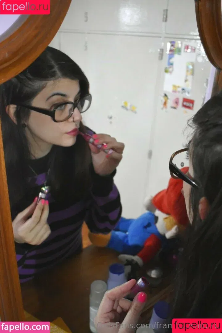 frambuesamiko / marla.singer.x Onlyfans Photo Gallery 