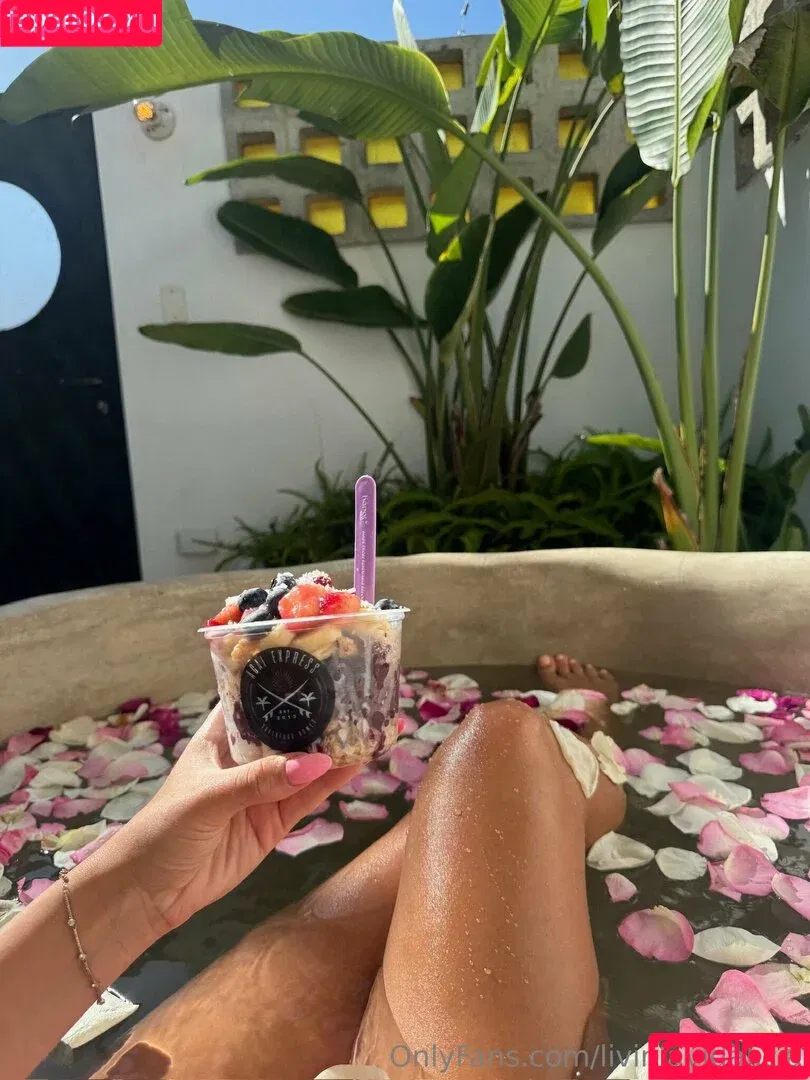 livinlavidalicia Onlyfans Photo Gallery 