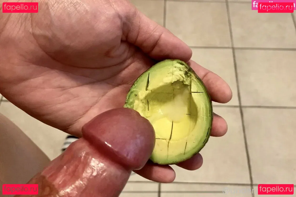 underxiaoqiang Onlyfans Photo Gallery 