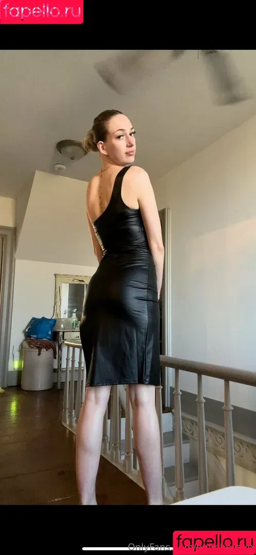 emmbellaxo Onlyfans Photo Gallery 