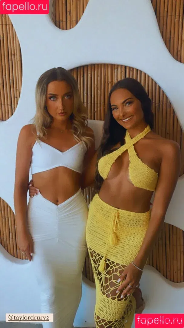 Phoebe Collin / collin_merp / phoebecollin_design Onlyfans Photo Gallery 