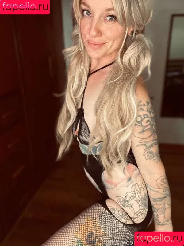 SindriSquirts Onlyfans Photo Gallery 