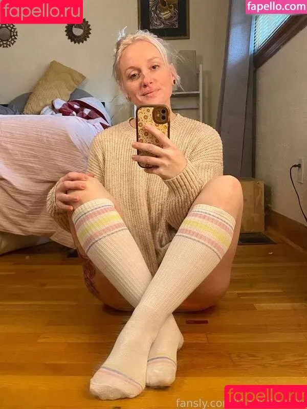 SindriSquirts Onlyfans Photo Gallery 