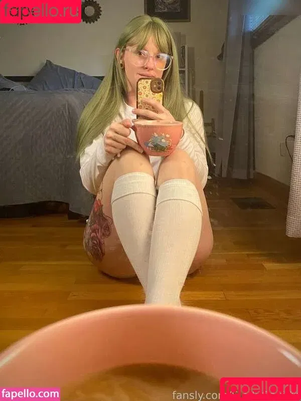 SindriSquirts Onlyfans Photo Gallery 