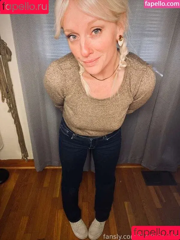 SindriSquirts Onlyfans Photo Gallery 