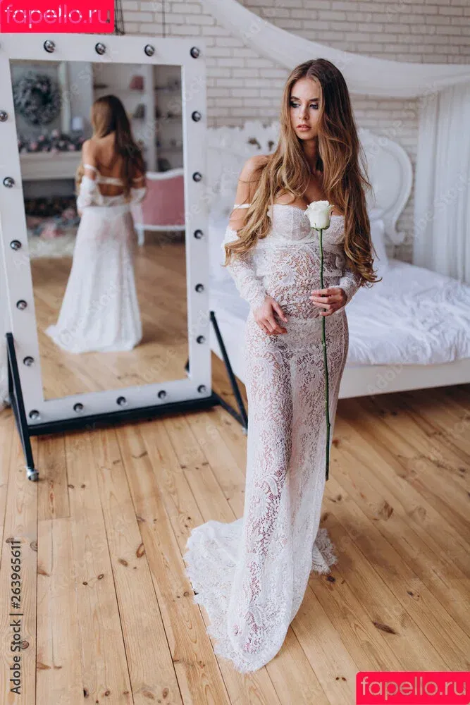 AvrilDollX / avril_dollx Onlyfans Photo Gallery 