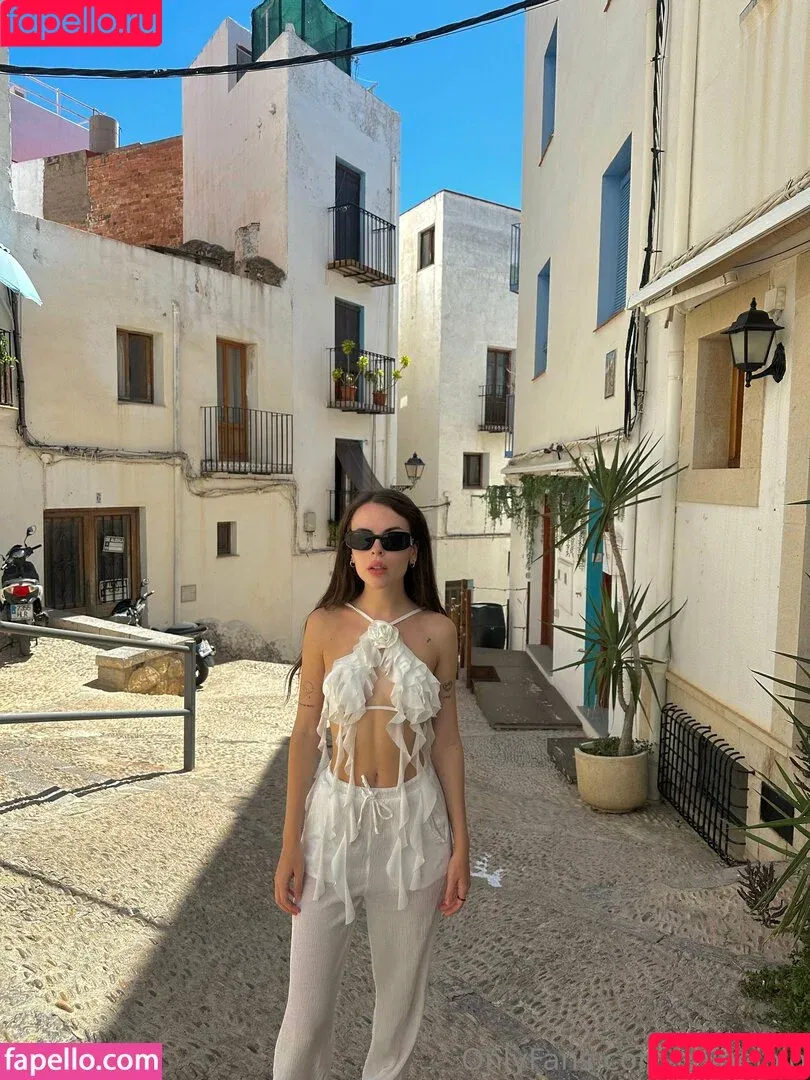 chloe_louise_bray / chloelolo Onlyfans Photo Gallery 