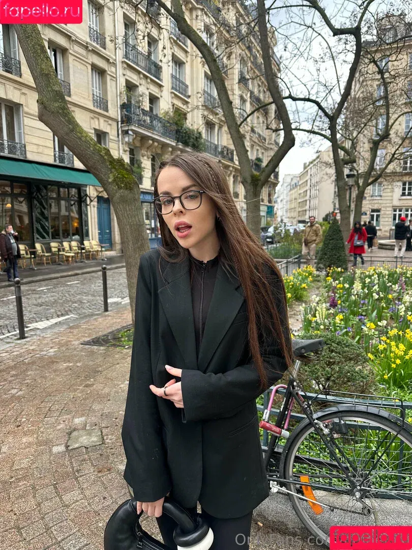 chloe_louise_bray / chloelolo Onlyfans Photo Gallery 