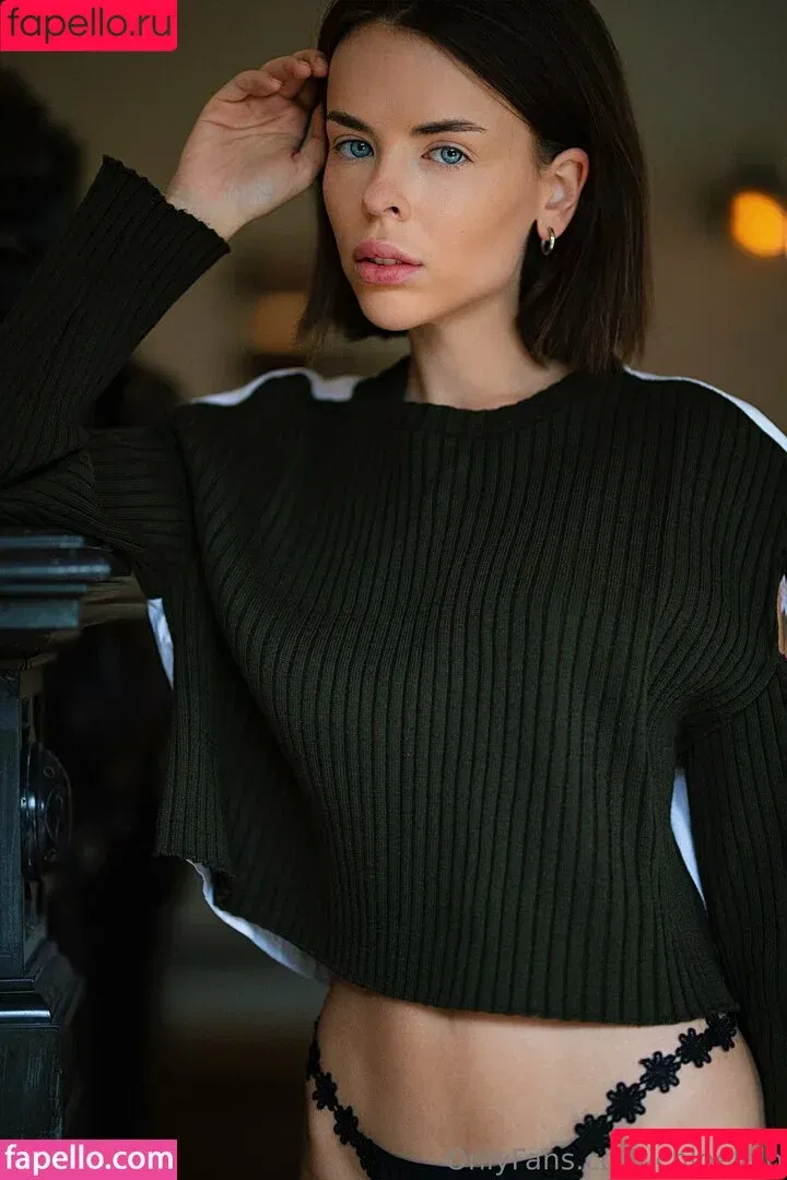 chloe_louise_bray / chloelolo Onlyfans Photo Gallery 