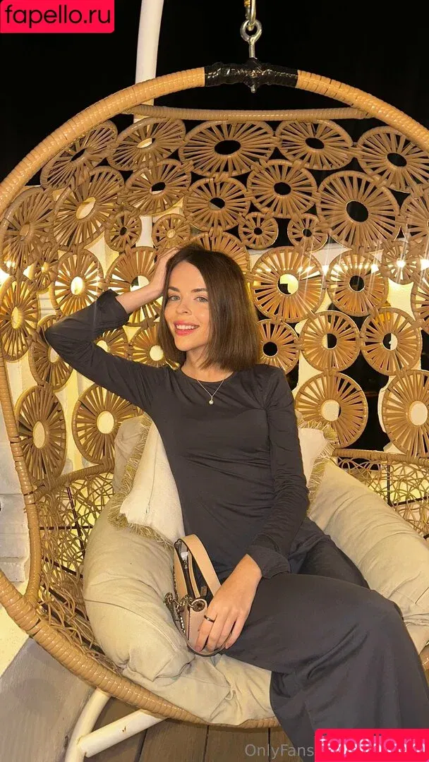 chloe_louise_bray / chloelolo Onlyfans Photo Gallery 