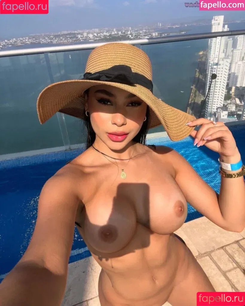 salomevasquez Onlyfans Photo Gallery 