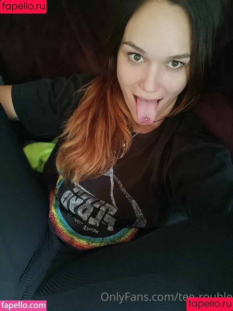 desairablepeachxx / tee-rouble Onlyfans Photo Gallery 