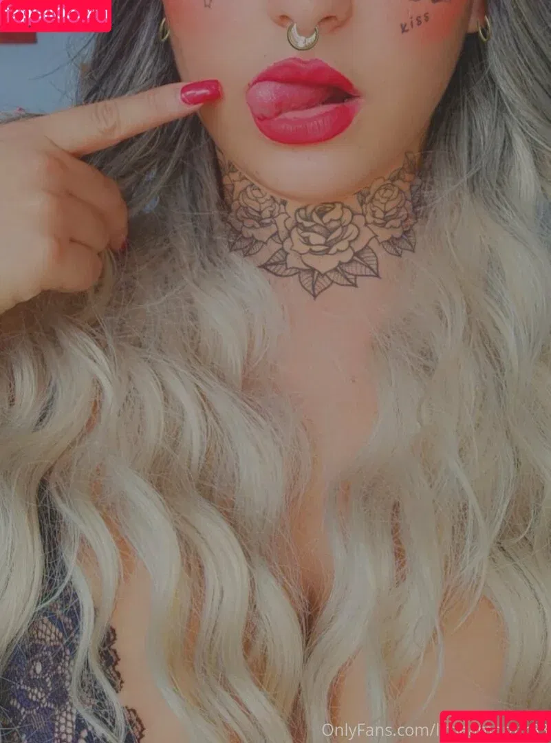 littleamorafr33 / liz_05_dixson Onlyfans Photo Gallery 