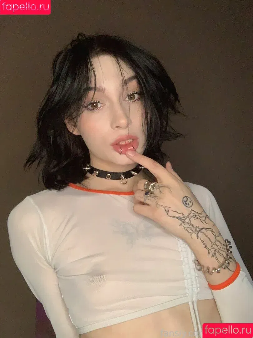 awwwurkitten / fallen.angel2007 / fallenemoangel / kaiko_riko / missingemo2007 Onlyfans Photo Gallery 