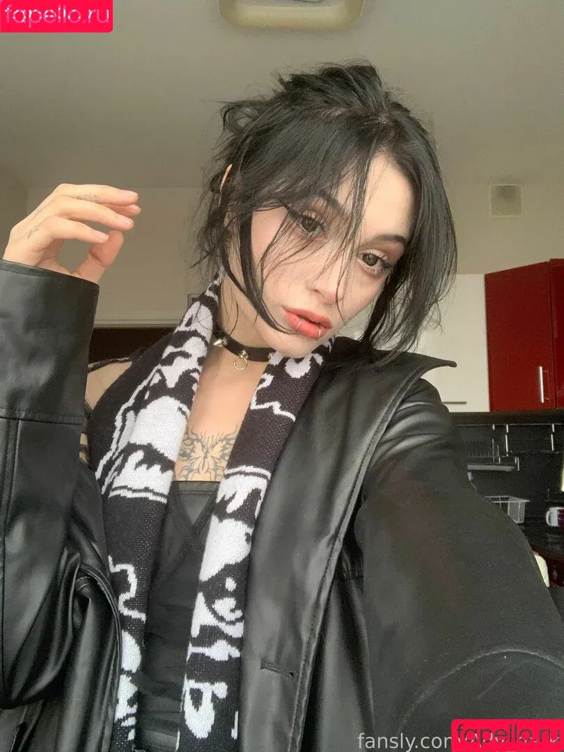 awwwurkitten / fallen.angel2007 / fallenemoangel / kaiko_riko / missingemo2007 Onlyfans Photo Gallery 