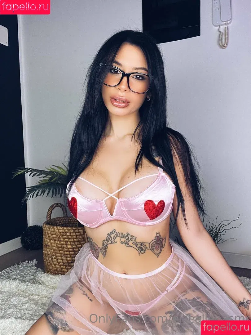 Ellie Alien / ellie.alien.asmr / elliealienasmr Onlyfans Photo Gallery 