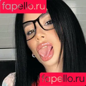 Ellie Alien / ellie.alien.asmr / elliealienasmr Onlyfans Photo Gallery 