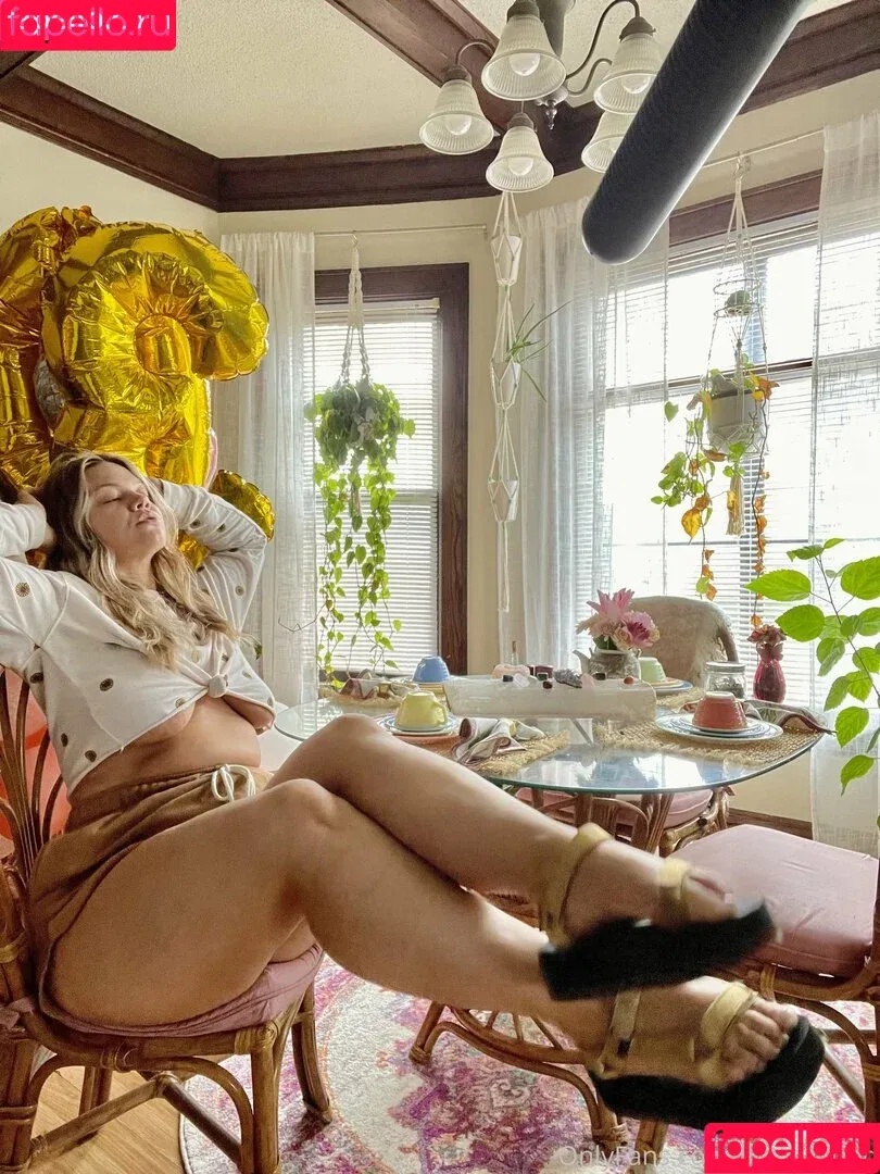 crazybeautiful413 / luluwunderful Onlyfans Photo Gallery 