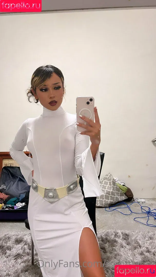 Isa Marin / isabmariin / isamarinoficial Onlyfans Photo Gallery 