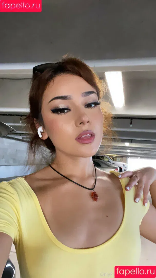 Isa Marin / isabmariin / isamarinoficial Onlyfans Photo Gallery 