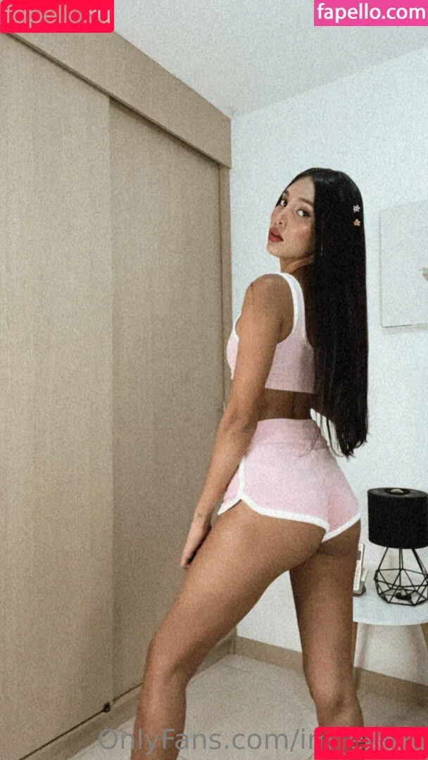 anniequeeen / anniequeenk Onlyfans Photo Gallery 