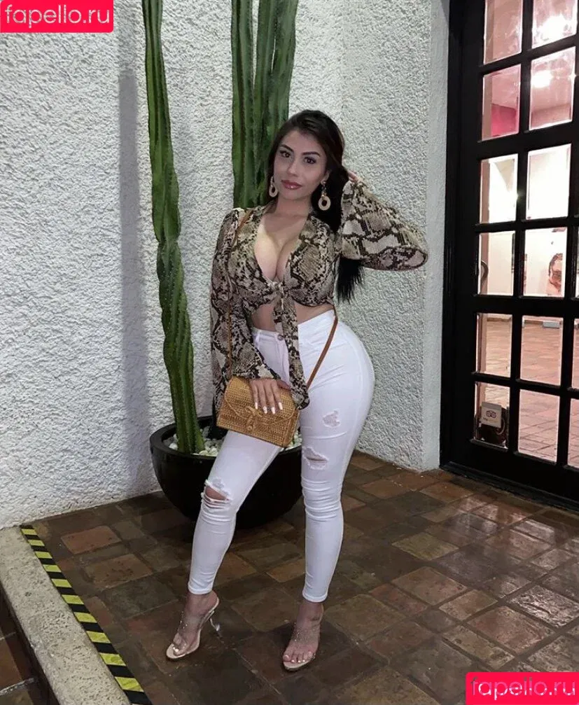 Michelle Balderrama / _michellebalderrama / michellebalderrama Onlyfans Photo Gallery 