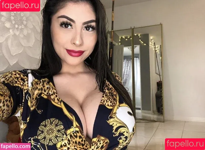 Michelle Balderrama / _michellebalderrama / michellebalderrama Onlyfans Photo Gallery 