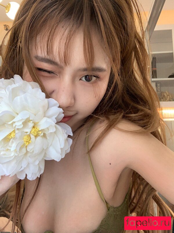 Eloise Winchel Nude Onlyfans Photo 6