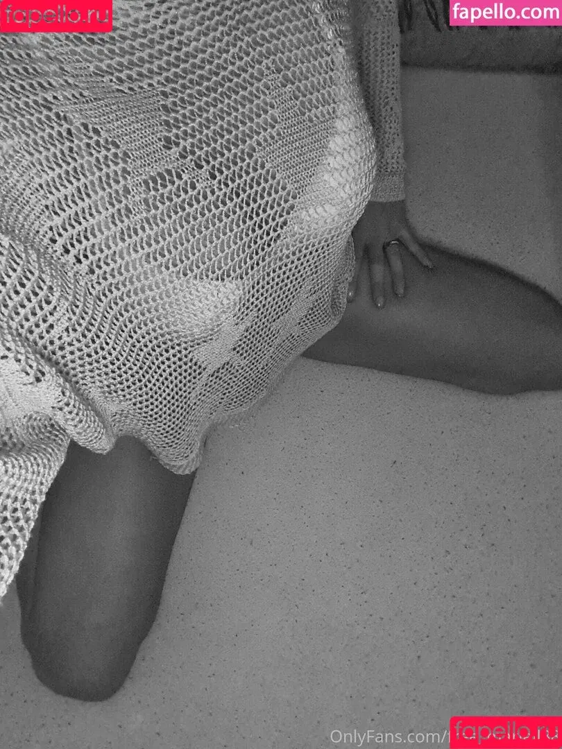 mariell_69x / mariella_x Onlyfans Photo Gallery 