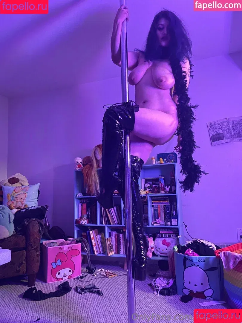 hellzkitten / hellzkittennyc Onlyfans Photo Gallery 