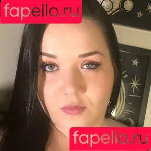 realmollysplace / toomajor4tvproductions Onlyfans Photo Gallery 