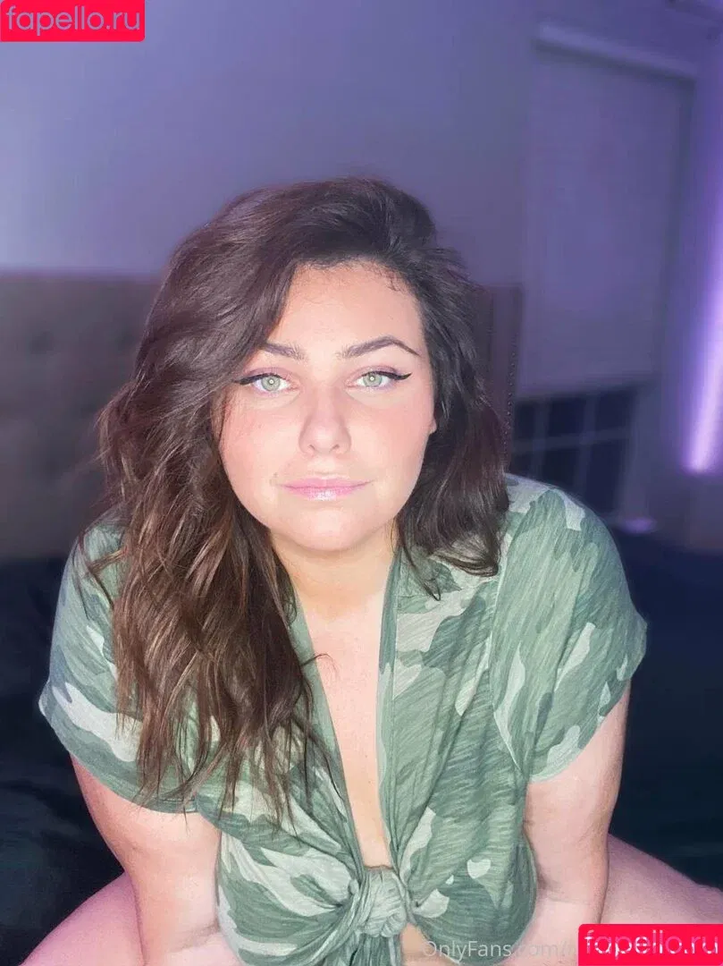 realmollysplace / toomajor4tvproductions Onlyfans Photo Gallery 