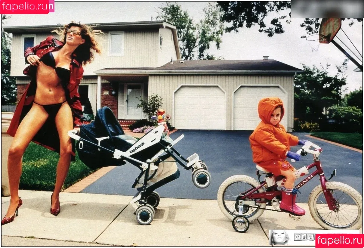 Gisele Bündchen / gisele / giseleofficial Onlyfans Photo Gallery 