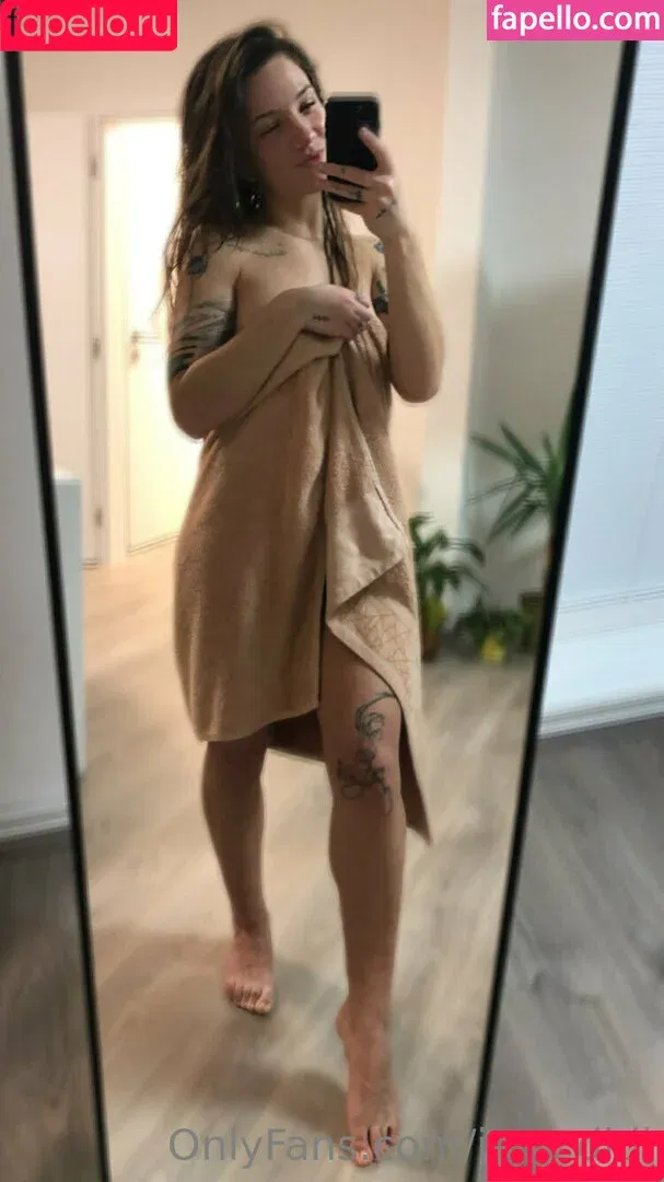 Slovakia / donald_dozie / iam_didi Onlyfans Photo Gallery 