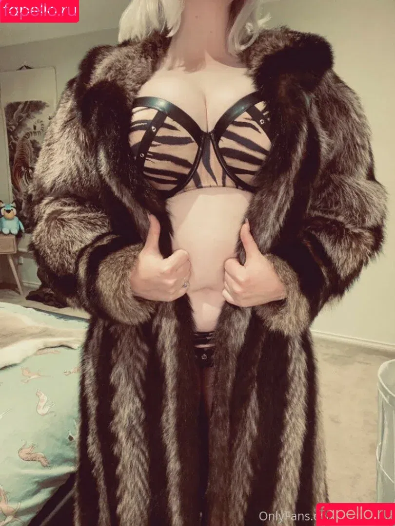 Quartz / qz / thylasaur / thylasaurad Onlyfans Photo Gallery 