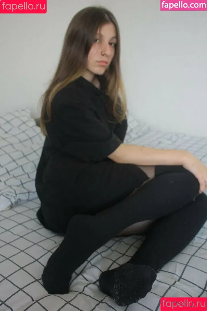 Jules Feet / jules_hampton / julesfeet / julesfeetj / julesvon228 / Лапки Джулс Onlyfans Photo Gallery 