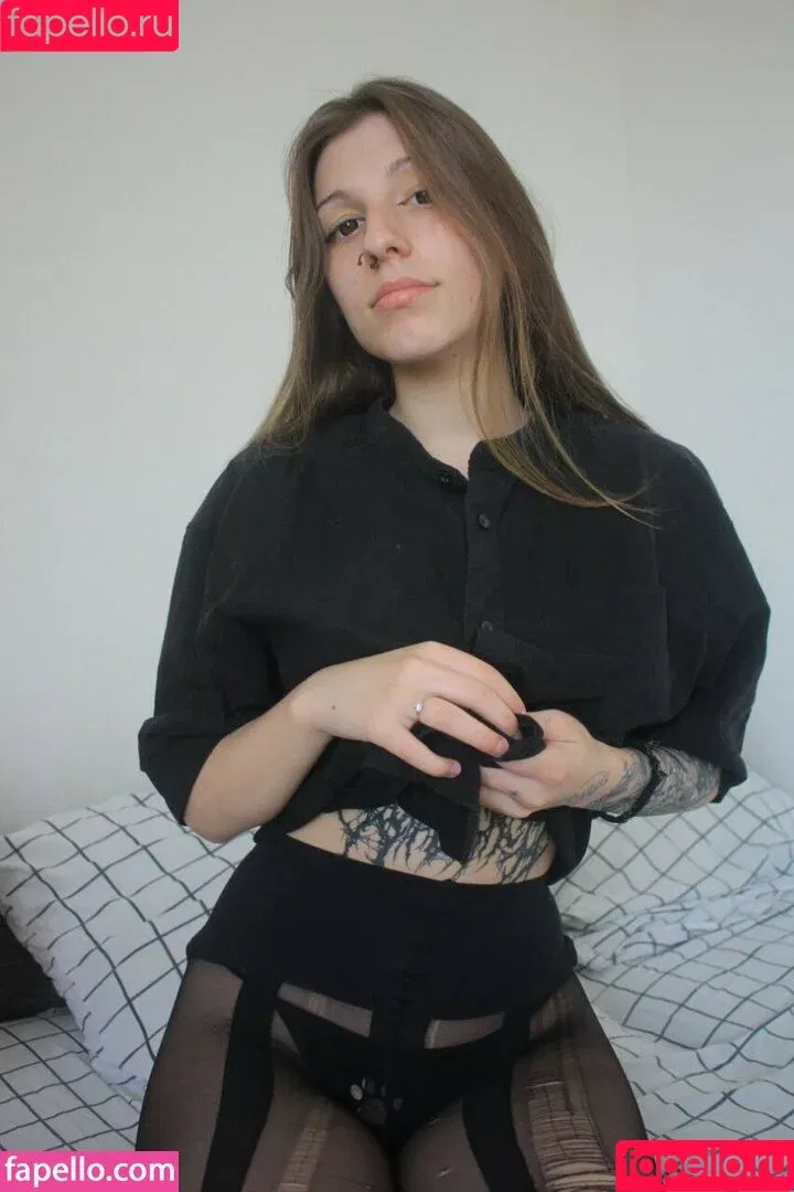 Jules Feet / jules_hampton / julesfeet / julesfeetj / julesvon228 / Лапки Джулс Onlyfans Photo Gallery 