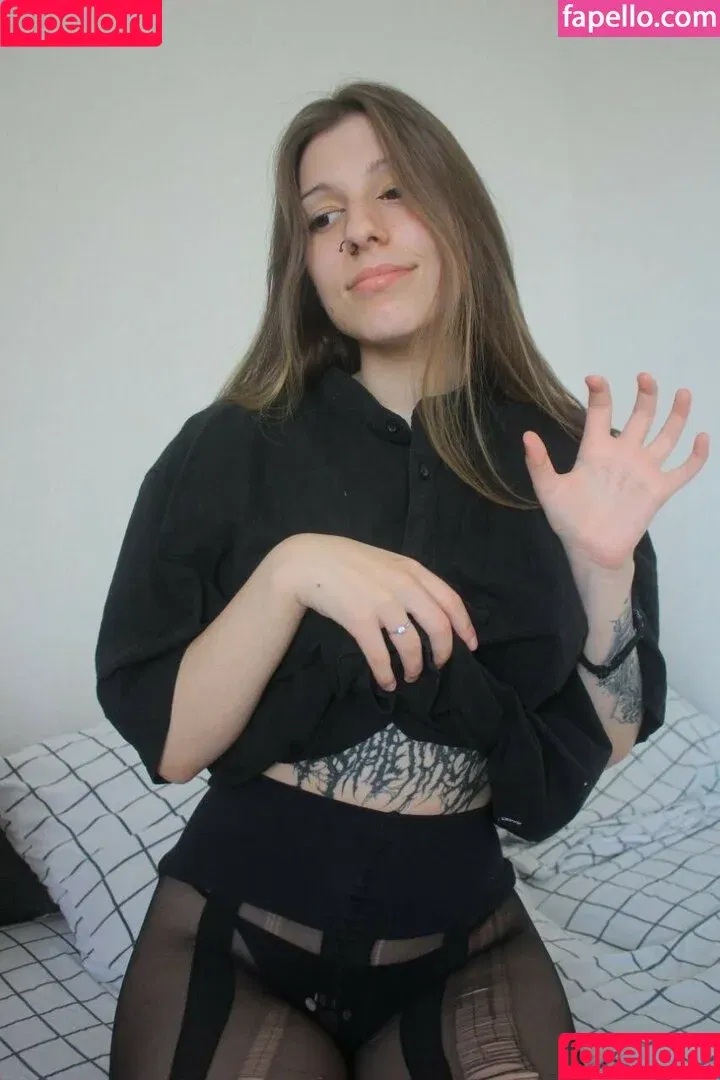 Jules Feet / jules_hampton / julesfeet / julesfeetj / julesvon228 / Лапки Джулс Onlyfans Photo Gallery 