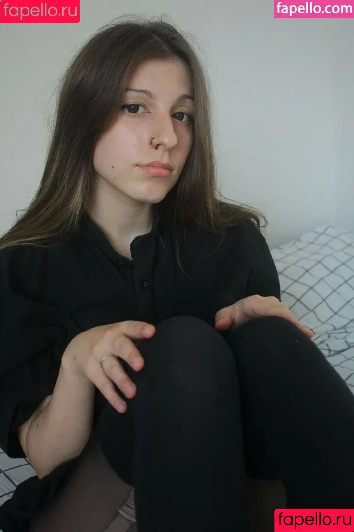 Jules Feet / jules_hampton / julesfeet / julesfeetj / julesvon228 / Лапки Джулс Onlyfans Photo Gallery 