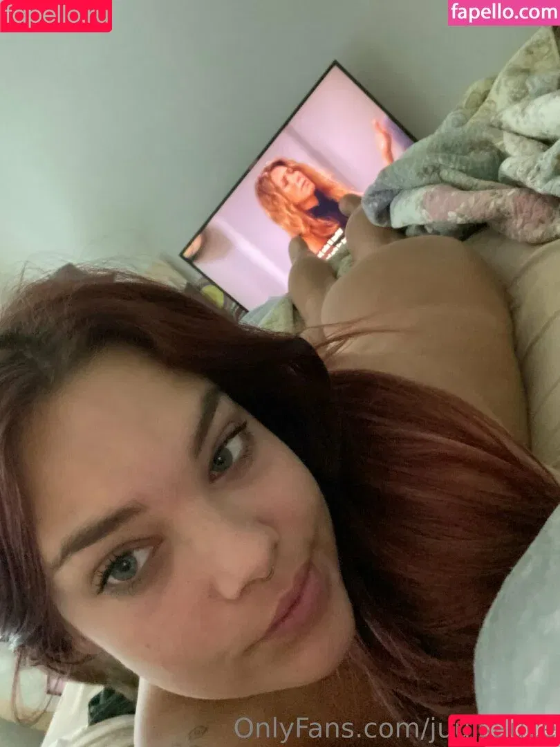 Tristen McGuire / Txisten / juulsauce Onlyfans Photo Gallery 