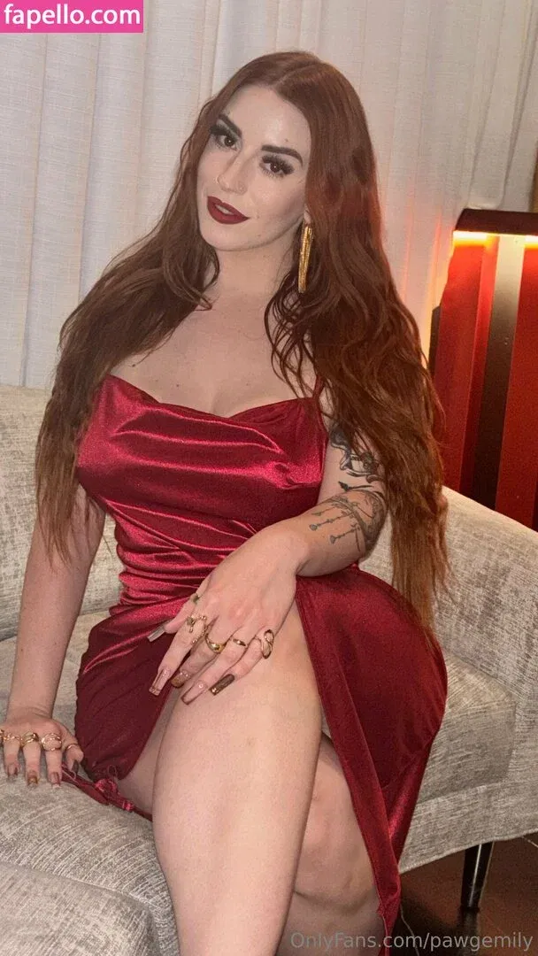 pawgemily1 Onlyfans Photo Gallery 