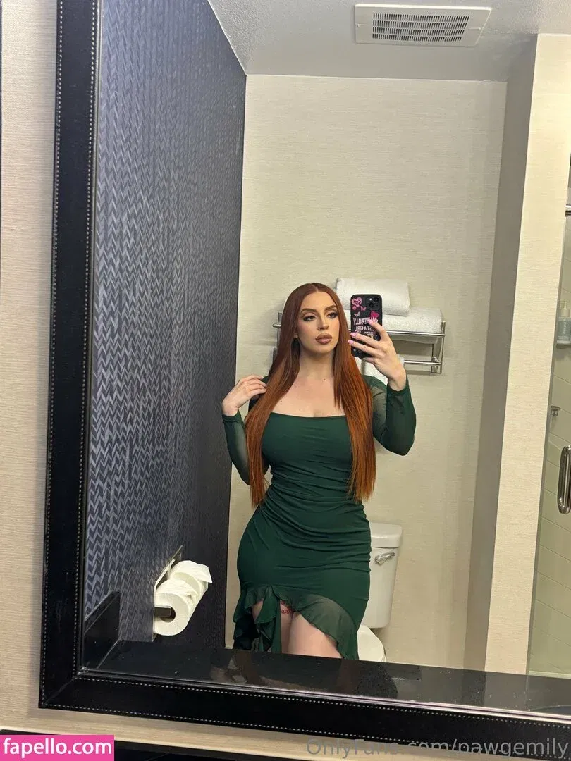 pawgemily1 Onlyfans Photo Gallery 