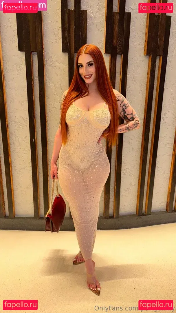 pawgemily1 Onlyfans Photo Gallery 