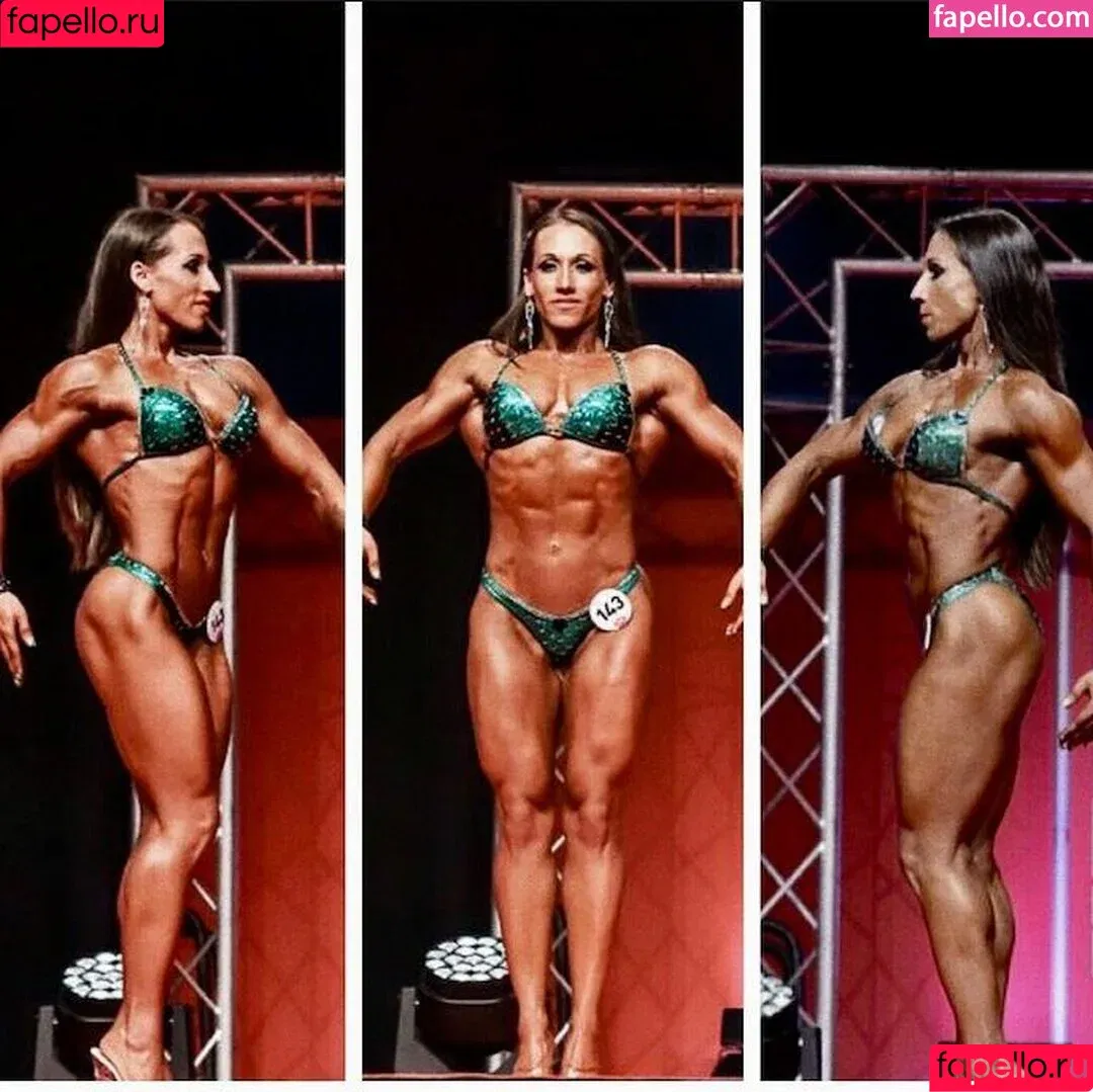 Reni Gendur / muscle.queen / reni_gendur / rgendur Onlyfans Photo Gallery 