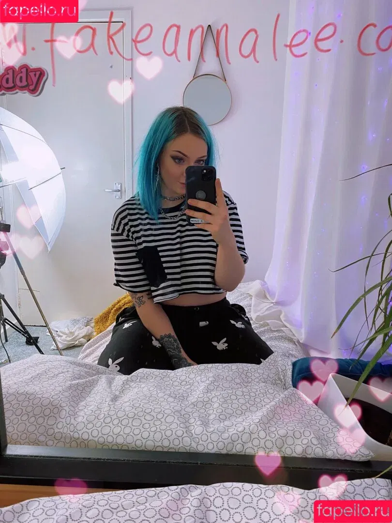 fakeannalee / freeannalee Onlyfans Photo Gallery 